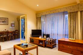 Euroa Bed & Breakfast | Courtsidecottage Bed and Breakfast