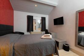 Ornex Hotel | HOTEL ORNEX CHAMBRE UNE PERSONNE