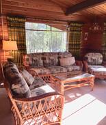 East Kootenay Cabin | Huck's Haven - Cozy Cabin