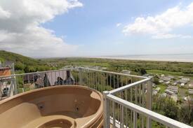 Pendine Apartment | Sea Fairer Apartment - Pendine Manor