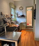 Piermont Apartment | Animal Lovers Only......
