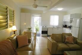 Tugun Apartment | “Tugun Pause” #pet friendly near beach!
