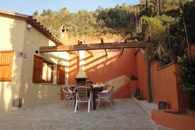 Vespella de Gaia House | Casa Pilarin