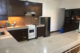 Silang Junction North House | Tagaytay GuestHouse near Our Lady of LourdesChurch