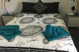 Chinchilla House | Rubern Lodge ,Room number 3 ,queen room