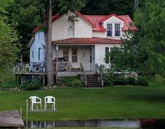 Alden House | Charming Red Roof Farm House
