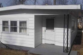 Oak Harbor Cabin | Sunny Beach Cottages: Perch Cottage