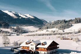 Edlbach Bed & Breakfast | Zimmer direkt am Golfplatz