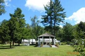 Norwich House | Riverfront Retreat, Falmouth room