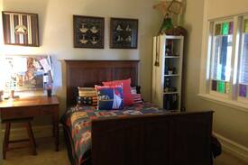 Ryde House | Ryde/Meadowbank-Walk To Transport-Sleep 8