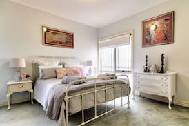 Nicholson Bed & Breakfast | Nicholson BnB and Arts Centre.