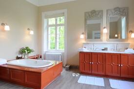 Bliestorf Bed & Breakfast | Junior-Suite im Herrenhaus! #105