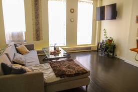 Harlem Apartment | Bright Apartment in Historical Harlem