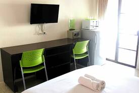 Huay Kaew Hotel | ⭐⭐⭐ Budget Deluxe Room @ Varada Place