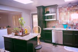 Aurora Hills House | Great location w/ jacuzzi! 420 friendly! Airport