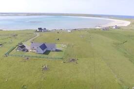Isle of North Uist House | Vallay sands B&B