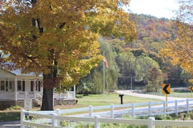 Glenmont House | Marymount Hideaway in Ohio’s Amish country