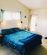 Hamilton Apartment | Large Master Bedroom in Quiet Neighborhood