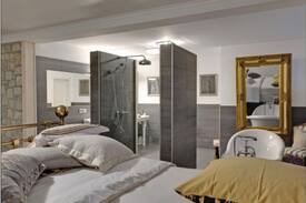 Rommerskirchen Villa | Zimmer in exklusiver Villa zum Schnäppchenpreis