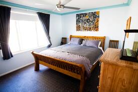 Gulgong House | Peaceful Retreat in Gulgong - King Room