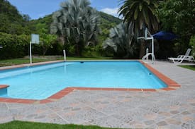Utica Villa | Los Lirios Country House