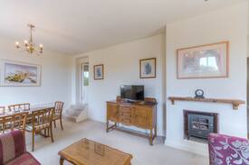 Arundel House | 'Bridles' Arundel - 3 bedroom cottage with garden