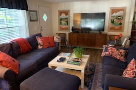 Saint Simons Island House | Beach Bum Cottage Bed & Breakfast, Queen Room
