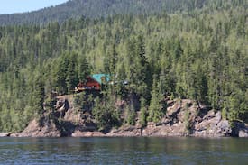 North Okanagan House | Mabel Lake House Eco-Retreat Lodge