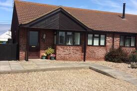 Walcott House | Driftwood, Coastline village, Walcott, Norfolk