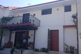 Peguy Ville House | Lady FD Room