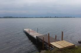 Janetville Cabin | 6 BR WaterFr, Icefish, 407, Hot tub, 50 Min T.O