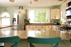 Orrington House | CharmHouse Brewer Lake/Orrington-Bangor-Acadia