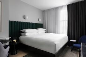 Downtown Portland Hotel | Woodlark, Premium King