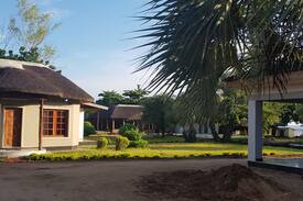 Club Makokola Cabin | LAKEVIEW PLACE MANGOCHI MALAWI