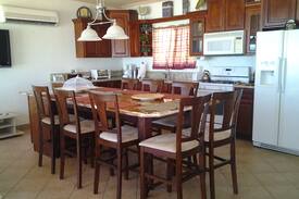 Villas de Las Palmas House | Family reunion house by the beach