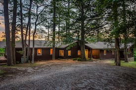 Jasper Cabin | Morwood House - Mountaintop of 15+ Private Acres