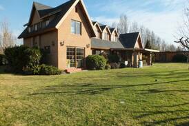 Colina House | Casa en conjunto de parcelas Chicureo