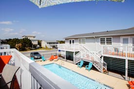 Long Beach Apartment | Anchors Away- Pelican Landing Villas- Unit 6