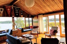 Knox County House | Waterfront home North Haven Island