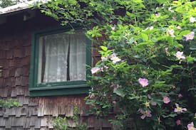 Kachemak House | Rose Cottage at Seaside Farm