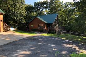 Vian Cabin | Moss Rock Cabin