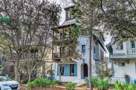 Rosemary Beach Cabin | Luxury Vacation Home + Private, Heated Pool with Fire Feature + Outdoor Summer Kitchen + Elevator + FREE Bikes