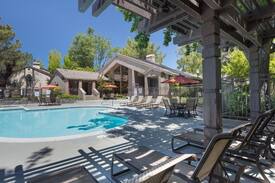 San Ramon Apartment | 2 Bedroom Apartment#1 Near Bollinger Golf Course