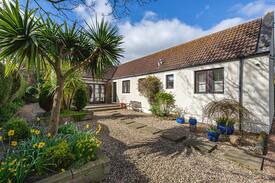 Kingsbarns Cabin | Orchard Cottage, Kingsbarns, East Neuk, Fife.