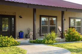 Marathon House | La Estrella-a hacienda under the West Texas Stars