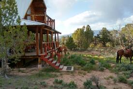 Fruitland Cabin | Lost Horse Ranch Utah -Ranch House Room