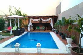 Fuengirola City Centre Villa | VILLA GARDEN-POOL-BEACH CENTER SHOPPING RESTURANT