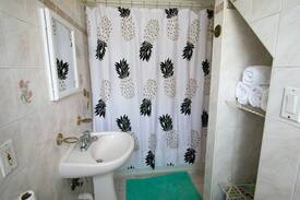 Ditmas Park House | 2bdrm apt in UNIQUE Victorian Home steps to train