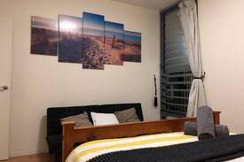 Zetland Apartment | Modern Holiday Apartment @ Zetland With 2 Parking