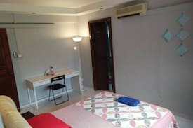 Pasir Ris Apartment | Pasir Ris Near To Airport & Beach Holiday !